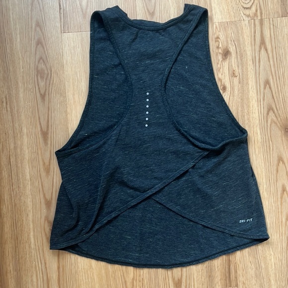 Open-back Running Tank! - Picture 3 of 3